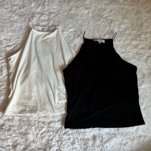 Gaze Black and White Fitted Crop Camisole 2 pcs